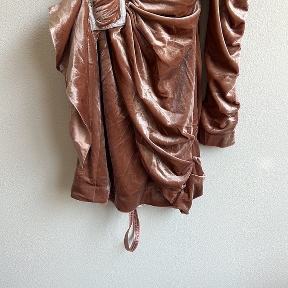 NWT HOUSE of CB TAMARA BLUSH NUDE VELVET CRYSTAL DRESS - Picture 7 of 14